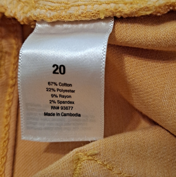 Yellow a.n.a. Brand Ankle Jeans - Picture 3 of 5